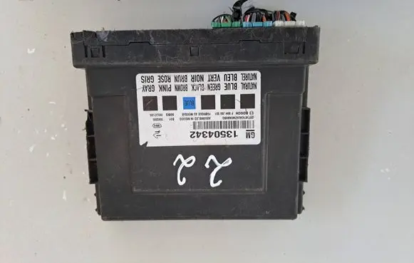 Opel Insignia A Comfort/convenience module 13504342 F00HJ00551 6002JC1206