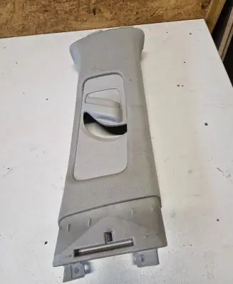 Toyota Avensis T270 (B) pillar trim (top) 6241005030 6281