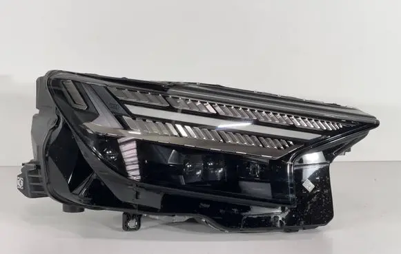 Audi Q4 Sportback e-tron Headlight/headlamp L265740 89A941036F
