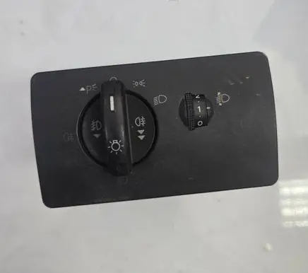 Ford Mondeo Mk III Light switch
