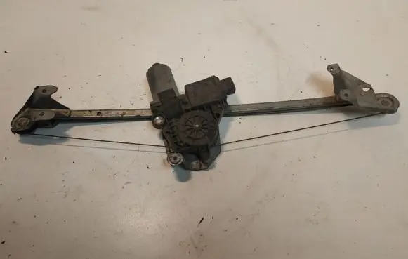 Opel Zafira A Rear door window regulator motor