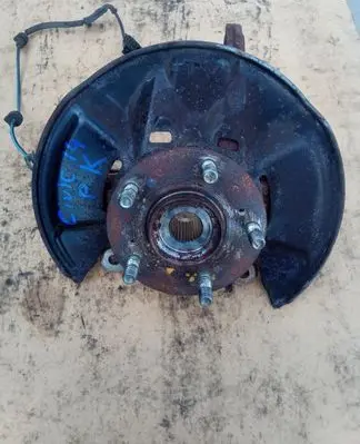 Honda Civic IX Front wheel hub