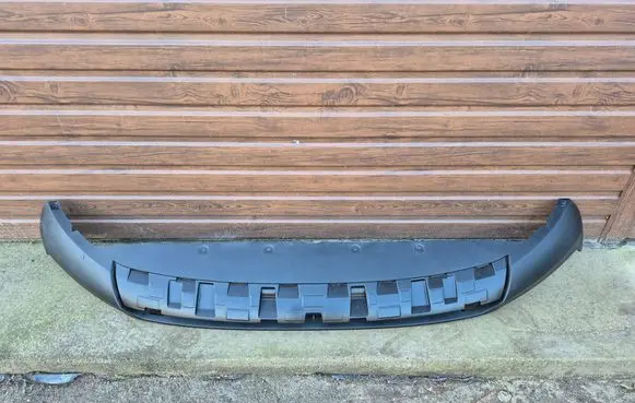 Volvo XC40 Front bumper lip 31449340