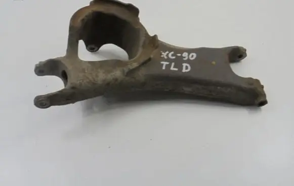 Volvo XC90 Rear suspension control arm 8666345