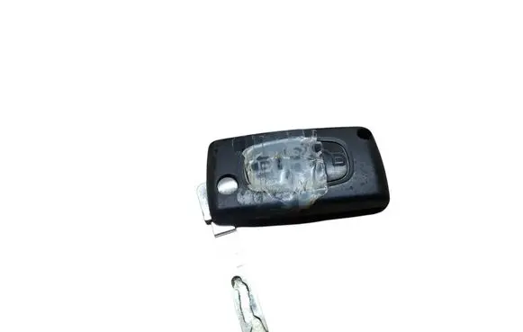 Peugeot 307 Ignition key/card 