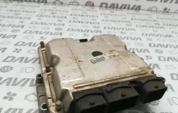 Citroen C8 Engine control unit/module 9654695380 0281011779 1039S00000