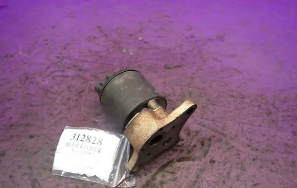 Opel Vectra B EGR valve 