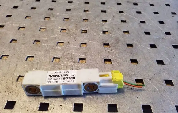 Volvo XC90 Airbag deployment crash/impact sensor 8651755
