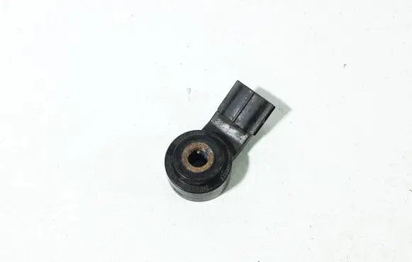 Toyota Corolla E120 E130 Detonation knock sensor 8961520090 1710001050