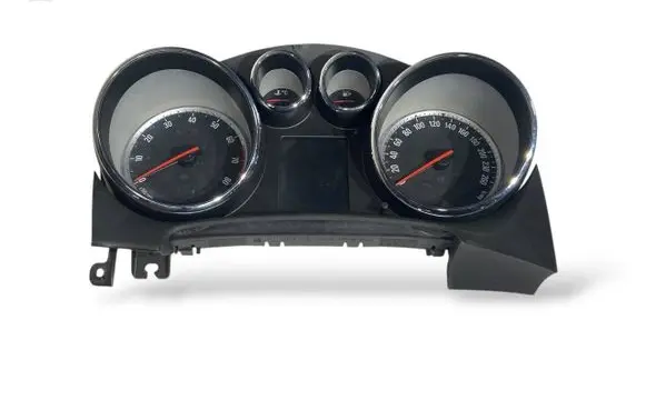 Opel Astra J Speedometer (instrument cluster) 13414040