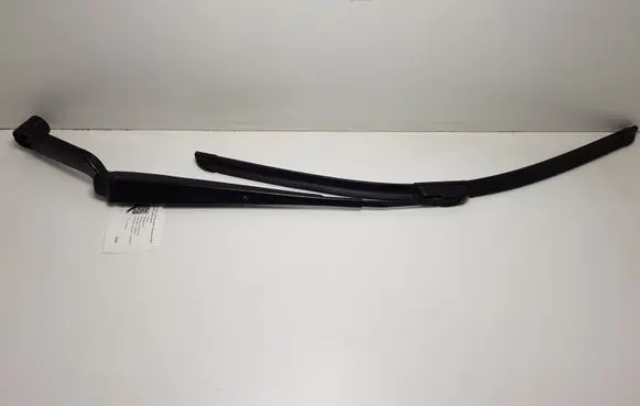 Nissan Qashqai Front wiper blade arm