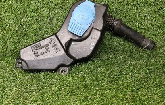 Audi A6 S6 C7 4G Lamp washer fluid tank 4G2955462