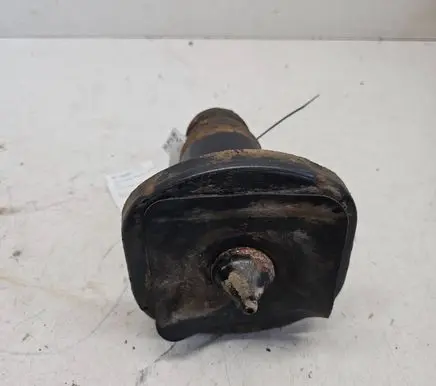 Volvo V70 Coil spring/strut mount 