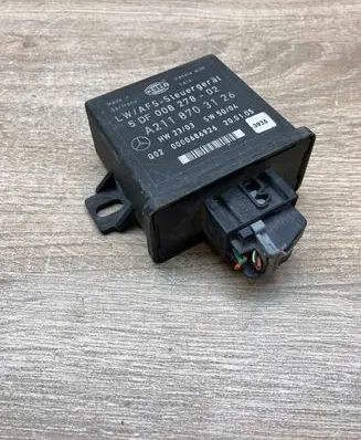 Mercedes-Benz E W211 Light switch A2118703126 5DF008278 WITHPLUG