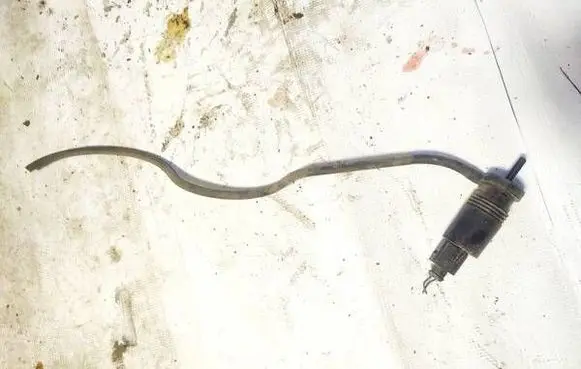 Chrysler Sebring (JS) Windscreen/windshield washer pump a0335450228