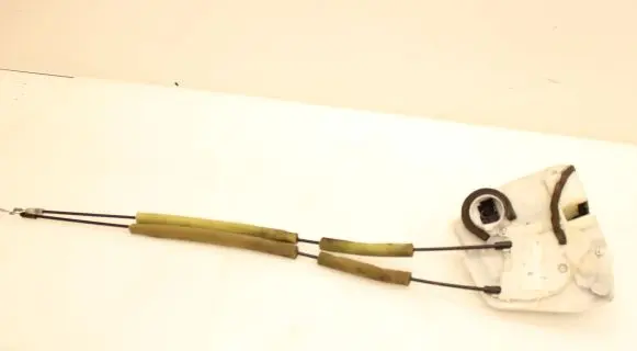 Mazda 6 Front door lock 8B18B0243
