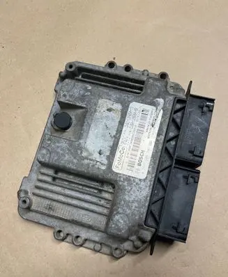 Ford Focus Engine control unit/module CV6A12B684BB CV6112A650YG 0261S08386