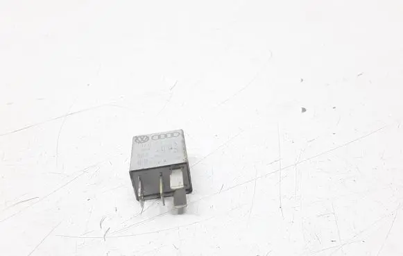 Volkswagen Touran I Other relay 1K0951253