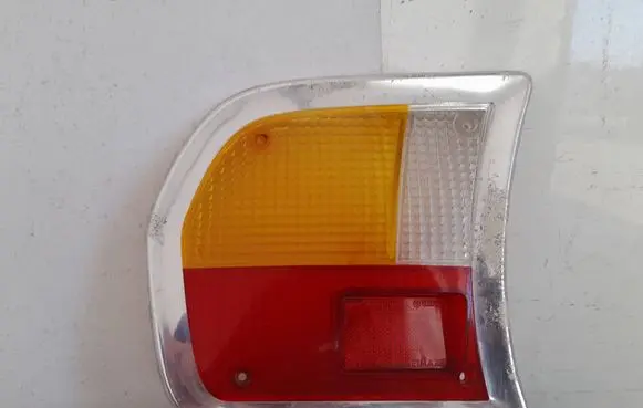 Peugeot 504 Tail light lenses 627B