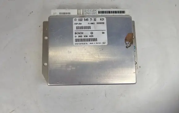 Mercedes-Benz A W168 ESP (stability system) control unit 0225457132 0225457132K01 0265109425