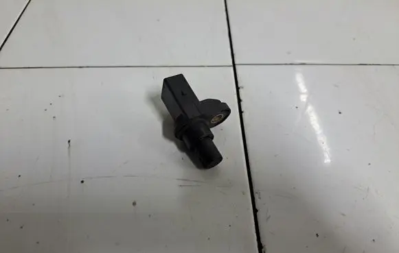 BMW 3 E46 Camshaft position sensor 7506273