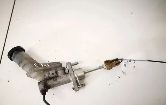 Suzuki Liana Clutch master cylinder