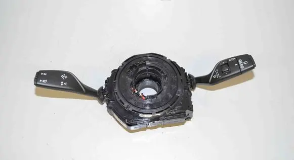 Wiper turn signal indicator stalk/switch