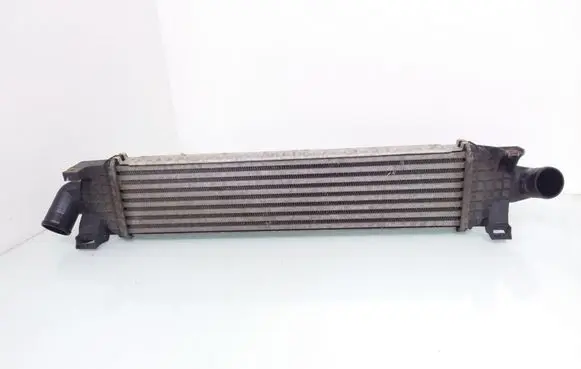 Ford Focus C-MAX Intercooler radiator 3M5H9L440AE