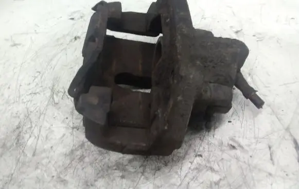 BMW X5 E53 Front brake caliper