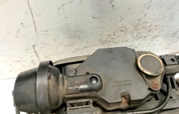 Audi A6 S6 C6 4F Intake manifold valve actuator/motor 06c133619a