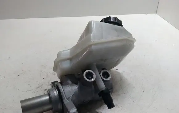 Land Rover Evoque I Master brake cylinder 03350885621 03350885631