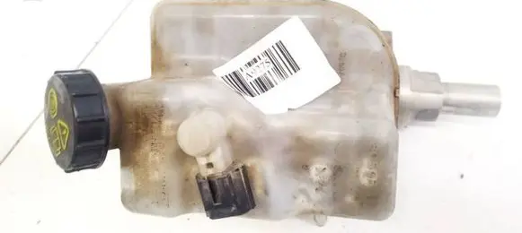 Brake fluid reservoir