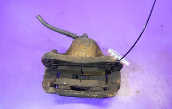 Hyundai Matrix Front brake caliper