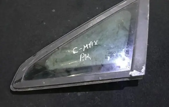 Ford Focus C-MAX Front triangle window/glass 