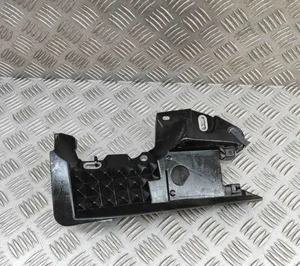 Mazda MX-5 ND Rear bumper mounting bracket N24367Z41