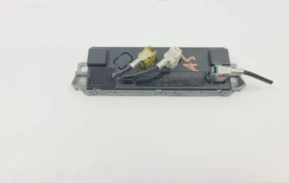 Audi A5 8T 8F Antenna control unit 8T0035225J