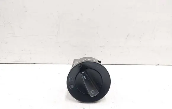 Volkswagen New Beetle Light switch 109928