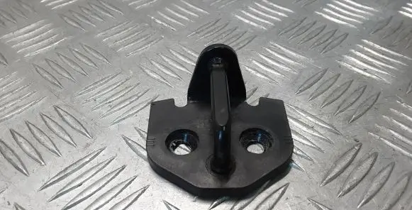 Volvo XC60 Front door lock loop/hook striker 30699650