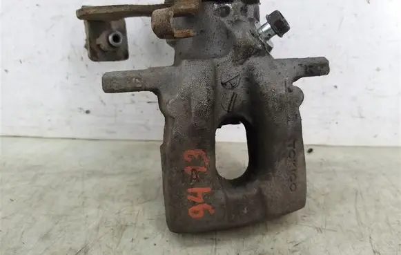 Toyota Verso-S Rear brake caliper 