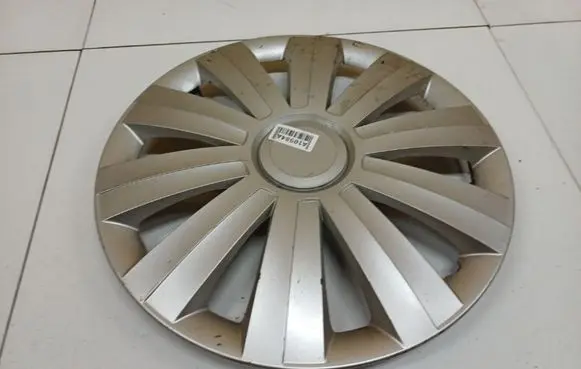 Peugeot Partner R16 wheel hub/cap/trim