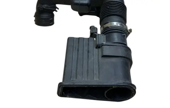 Intake resonator