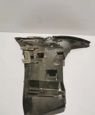 Volvo V70 Front bumper mounting bracket