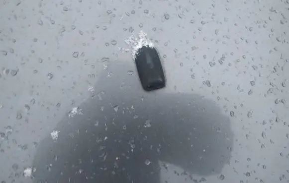 Windshield washer spray nozzle