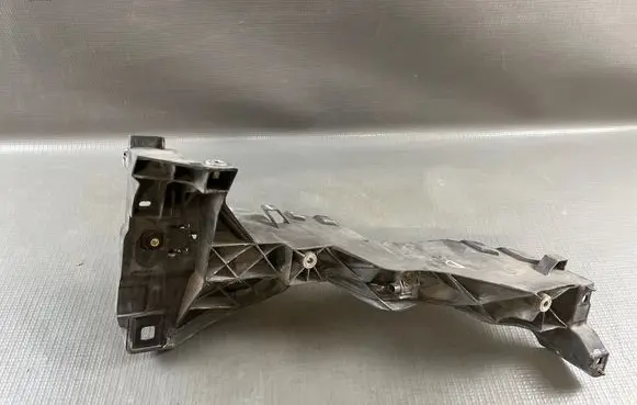 Audi SQ7 Headlight/headlamp mounting bracket 4M0805608B