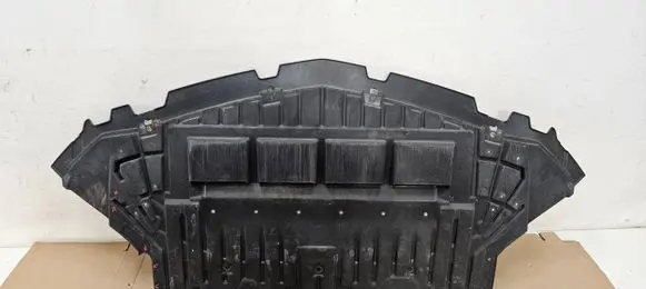 Mercedes-Benz AMG GT R190 C190 Engine splash shield/under tray A1905241700