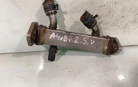 Audi A4 S4 B7 8E 8H EGR valve cooler 059131513d