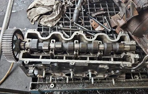 Fiat Grande Punto Engine head 199A5000 IMPRK1452320