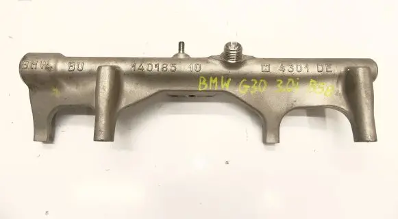 BMW 5 G30 G31 Fuel main line pipe 7643082
