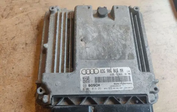 Audi A6 S6 C6 4F Engine control unit/module 0281014261 03G906016MH