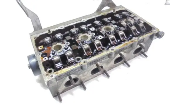 Volkswagen Polo IV 9N3 Engine head 036103373AK